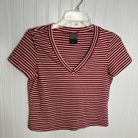 Nike Dri-fit Shirt Small Red Stripes V-neck Casual Gym - Picture 2 of 5